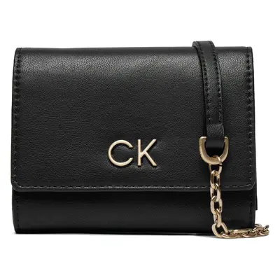 Velká dámská peněženka Calvin Klein Re-Lock Trifold Md W/Chain K60K611458 Černá