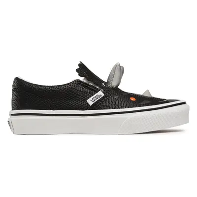 Tenisky Vans Triceratops Slip- VN0007QK6BT1 Černá