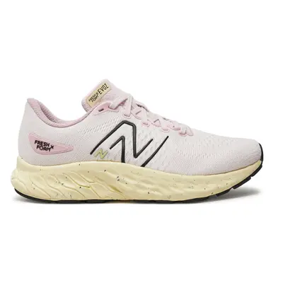 Běžecké boty New Balance Fresh Foam Evoz v3 WEVOZCP3 Růžová