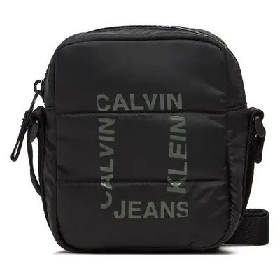 Brašna Calvin Klein Jeans Grid Logo IU0IU00649 Černá