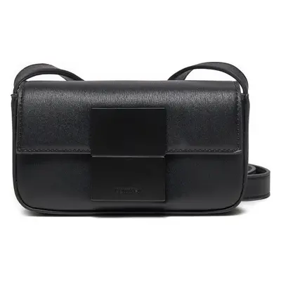 Brašna Calvin Klein Iconic Plaque Camera Bag S K50K512254 Černá