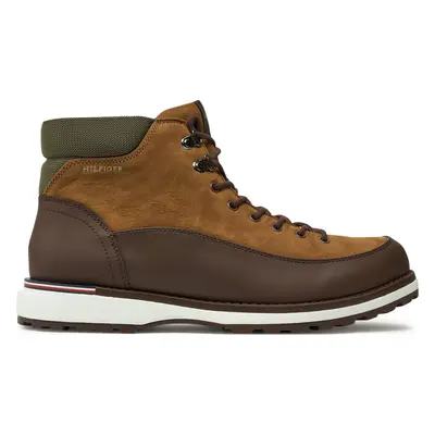 Kotníková obuv Tommy Hilfiger Corporate Outdoor Nubuck Boot FM0FM05190 Hnědá