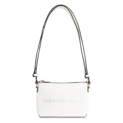 Kabelka Calvin Klein Jeans Sculpted Camera Pouch21 Mono K60K610681 Bílá