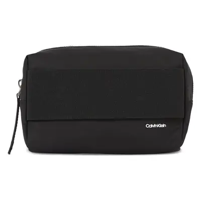 Kosmetický kufřík Calvin Klein Wide Strap Nylon Washbag K60K611093 Černá