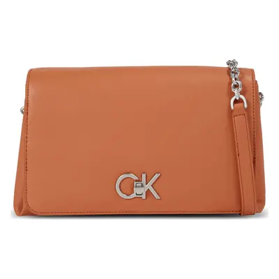 Kabelka Calvin Klein Re-Lock Shoulder Bag Md K60K611057 Hnědá