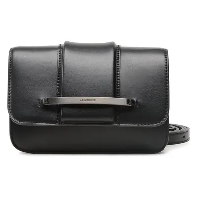 Kabelka Calvin Klein Bar Hardware Crossbody K60K610732 Černá