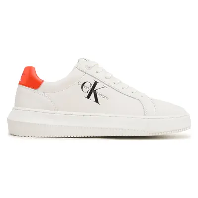 Sneakersy Calvin Klein Jeans Chunky Cupsole Mono Lth YM0YM00681 Bílá