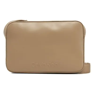 Kabelka Calvin Klein Embossed Logo Camera Bag K60K612555 Hnědá