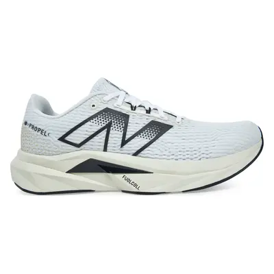 Běžecké boty New Balance FuelCell Propel v5 MFCPRCW5 Bílá