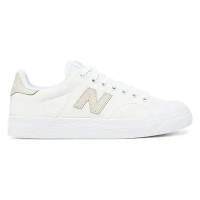 Plátěnky New Balance BB100CGN Bílá