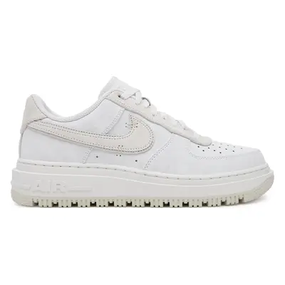 Sneakersy Nike Aire Force 1 Luxe DD9605 Bílá