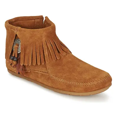 Minnetonka CONCHO FEATHER SIDE ZIP BOOT Hnědá