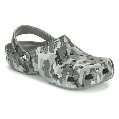 Crocs CLASSIC PRINTED CAMO CLOG Šedá