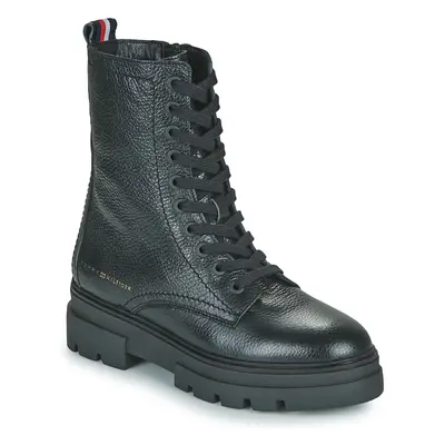 Tommy Hilfiger MONOCHROMATIC LACE UP BOOT Černá