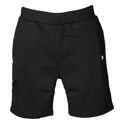 New-Era Essentials Shorts Černá