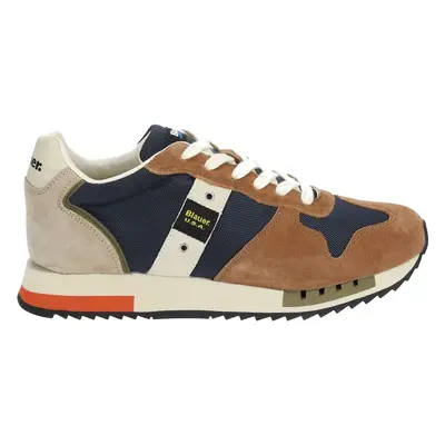 Blauer Sneaker Hnědá