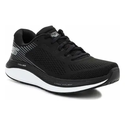 Skechers Go Run Persistence Black/White 246053-BKW Černá