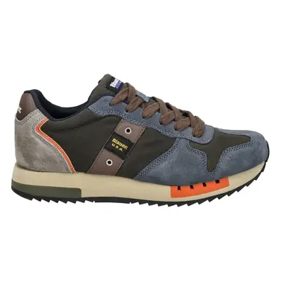 Blauer Sneaker Modrá