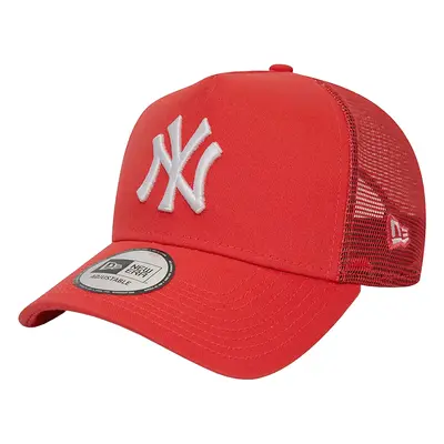 New-Era League Essentials Trucker New York Yankees Cap Červená