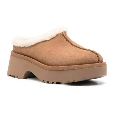 UGG BOTY W NEW HEIGHTS COZY CLOG Hnědá