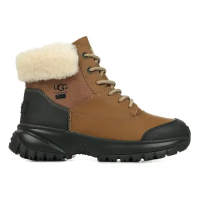 UGG Yose Fluff V2 Hnědá