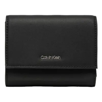 Calvin Klein Jeans CK MUST MD TRIFOLD W/ZIP K60K612450 Černá