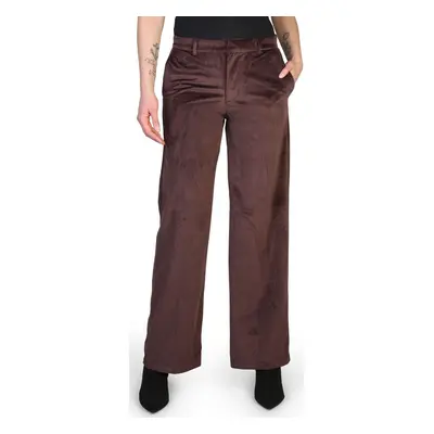 Levis a4674-0004 l31 brown Hnědá