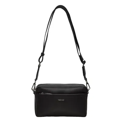 Calvin Klein Jeans CK MUST CONVERTIBLE CAMERA BAG K60K612901 Černá