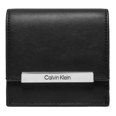 Malá dámská peněženka Calvin Klein