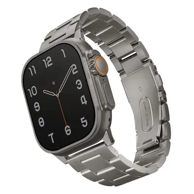 UNIQ Osta článkový ocelový řemínek Apple Watch 49/46/45/44/42mm stříbrný