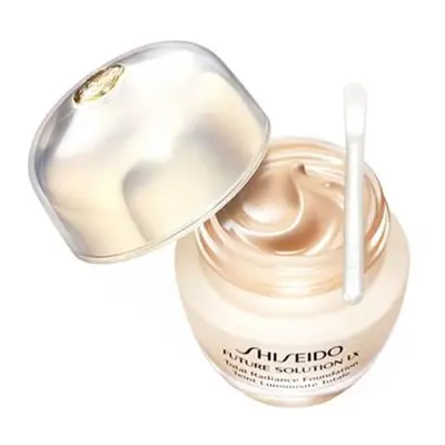 Shiseido Rozjasňující tekutý make-up SPF 15 Future Solution LX (Total Radiance Foundation) 30 ml