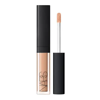 NARS Rozjasňující krémový korektor (Mini Radiant Creamy Concealer) 1,4 ml Amande