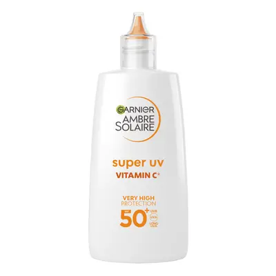 Garnier Ochranný fluid proti tmavým skvrnám s vitamínem C SPF 50+ Ambre Solaire (Super UV Fluid)