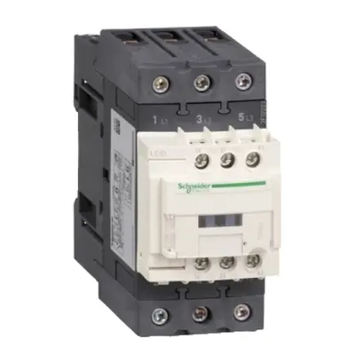 Schneider Electric TeSys 3P Everlink stykač AC3 440V 50A cívka 230V AC 50/60Hz LC1D50AP7