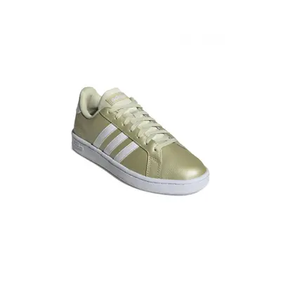 Dámská vycházková obuv ADIDAS Grand Court sabemt white sanbei