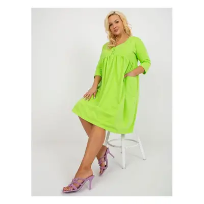 Dámské šaty s knoflíky plus size BASIC lipově zelené