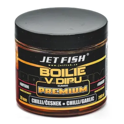 Jet fish boilie v dipu premium clasicc 200 ml 20 mm - chilli česnek