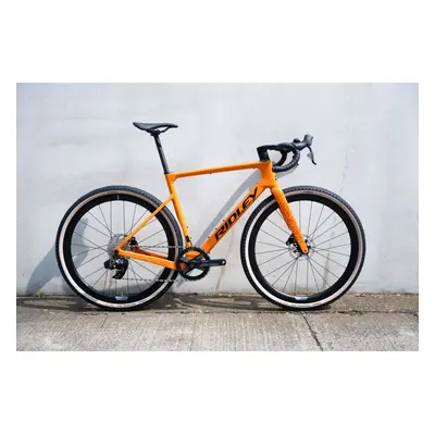 Gravel kolo Ridley Astr GRX620 Barva: Rich Orange Metallic