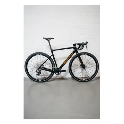 Gravel kolo Ridley Astr Classified Rival AXS Barva: Black Metallic/Bronze