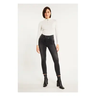 Monnari Jeans Classic džíny s vysokým pasem Black