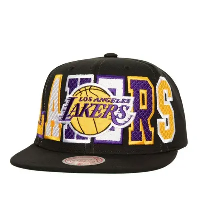 Mitchell & Ness Varsity Bust Snapback Cap Los Angeles Lakers HHSS6461-LALYYYPPPBLCK