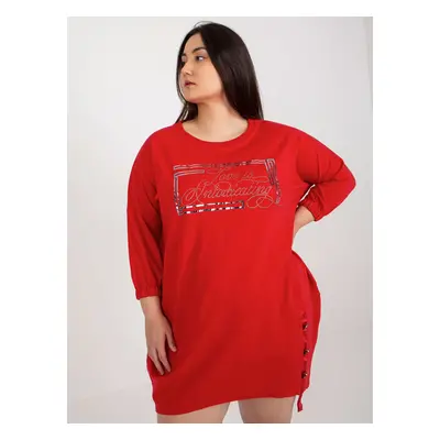 Červené mikinové šaty plus size s nápisem JEDNA VELIKOST