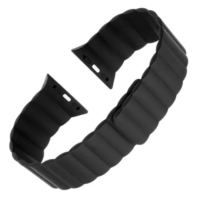 Silikonový řemínek FIXED Magnetic Strap s magnetickým zapínáním pro Apple Watch 38 mm/40 mm, čer