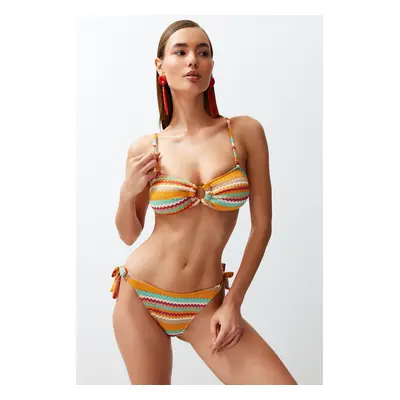 Trendyol Geometric Patterned Strapless Textured Regular Bikini Set with Accessories