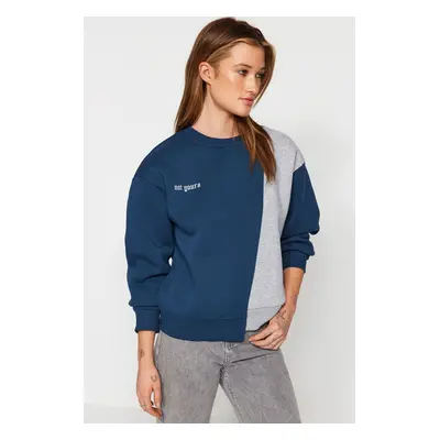 Trendyol Navy Blue Printed Basic Knitted Sweatshirt