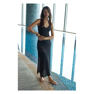 Trendyol Black Bodycon Maxi Knit Slit Beach Dress