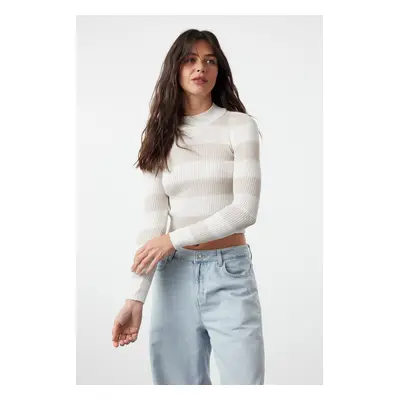 Trendyol Ecru Crop Couple Cotton Color Block Knit Sweater