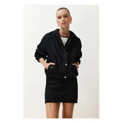 Trendyol Black Oversize Thin Windbreaker