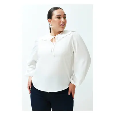 Trendyol Curve Ecru Baby Collar Woven Blouse