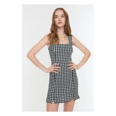 Trendyol Black Gingham Super Mini tkané šaty